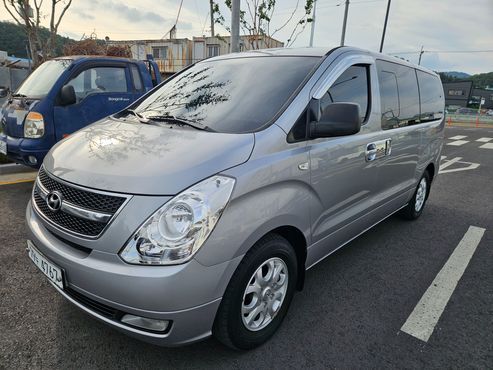 Hyundai Starex 12-Seater Wagon CVX Premium — пробег 105 751 км — фото 1 из 5