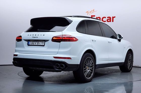 Porsche Cayenne 3.0 Diesel Platium Edition 958 — пробег 154 147 км — фото 2 из 5