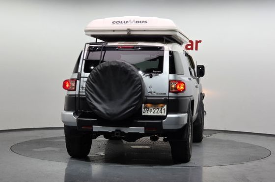 Toyota FJ Cruiser 4WD V6 — пробег 262 363 км — фото 4 из 5