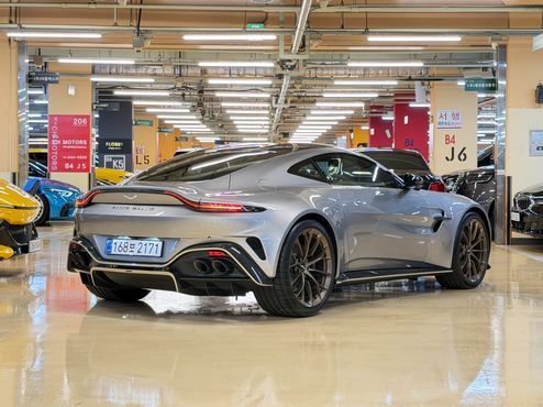 Astonmartin Vantage 4.0 V8 Coupe — пробег 1 100 км — фото 2 из 5