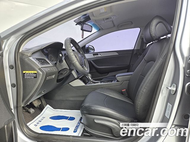 Hyundai Sonata 2.0 Style — пробег 122 326 км — фото 4 из 5