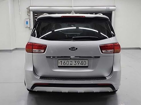 Kia Carnival Gasoline 9-seater Noblesse — пробег 113 207 км — фото 3 из 5