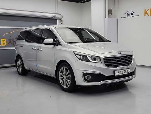 Kia Carnival Gasoline 9-seater Noblesse — пробег 113 207 км — фото 4 из 5