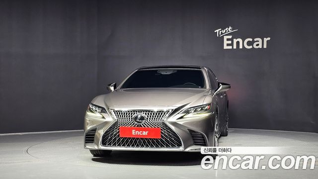 Lexus LS из Кореи Encar