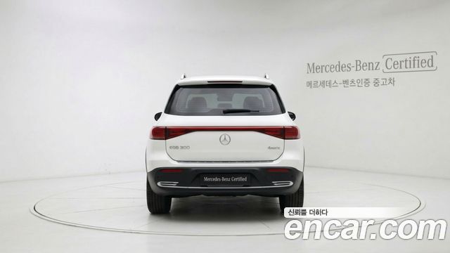 Mercedes-Benz EQB EQB300 4MATIC Progressive — пробег 10 145 км — фото 4 из 5