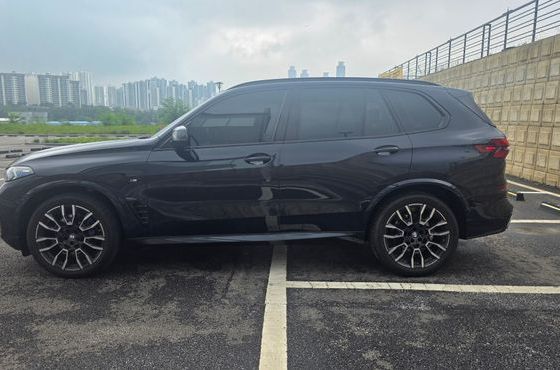 BMW X5 xDrive 40i M Sport — пробег 8 500 км — фото 5 из 5