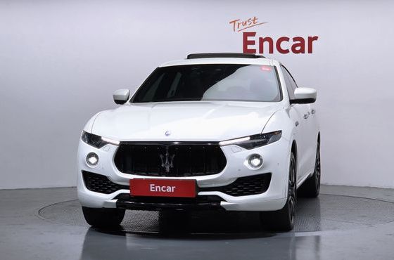Maserati Levante 3.0 S AWD Premium — пробег 111 753 км — фото 3 из 5