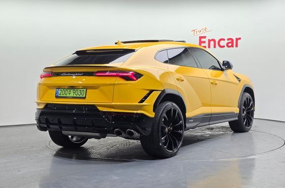 Lamborghini Urus 4.0 V8 S — пробег 12 488 км — фото 2 из 5
