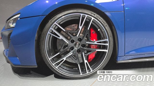 Audi R8 из Кореи Encar