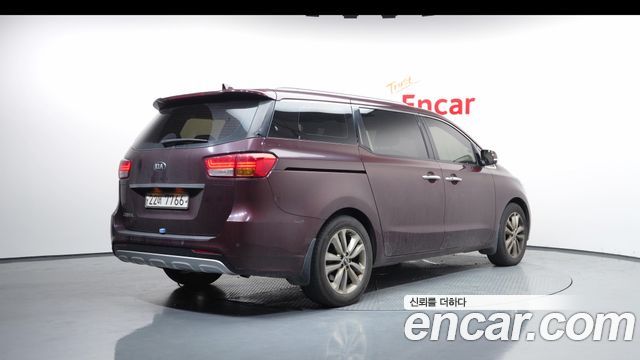 Kia Carnival из Кореи Encar