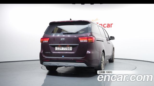 Kia Carnival из Кореи Encar