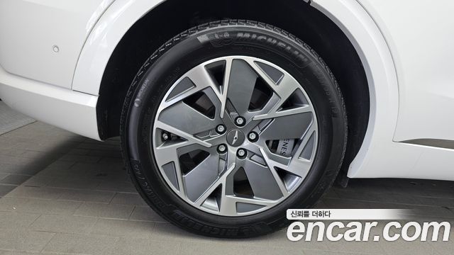 Genesis GV70 из Кореи Encar
