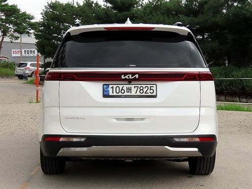 Kia Carnival 9-Seater Noblesse — пробег 32 278 км — фото 4 из 5