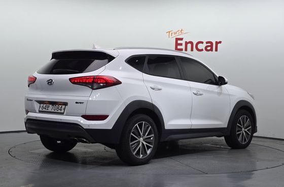 Hyundai Tucson Diesel 2.0 2WD Premium — пробег 141 976 км — фото 2 из 5