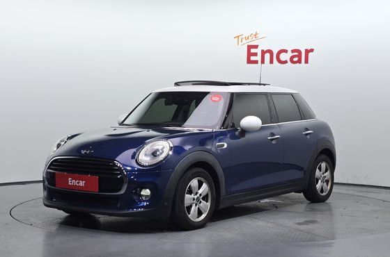 Mini Cooper 5Door Standard 3rd — пробег 114 659 км — фото 1 из 5