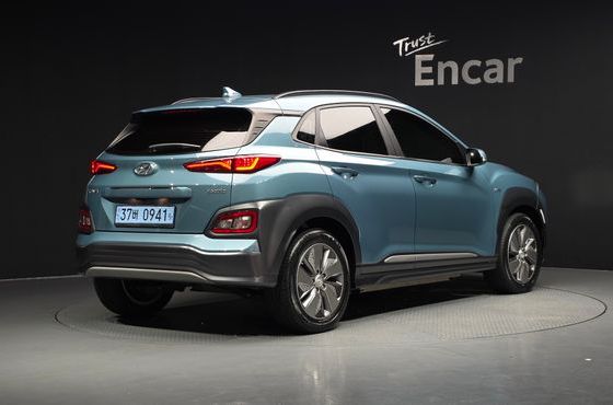 Hyundai Kona Premium — пробег 98 030 км — фото 2 из 5
