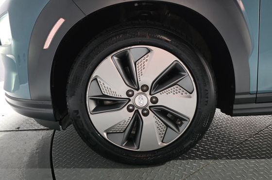 Hyundai Kona Premium — пробег 98 030 км — фото 5 из 5