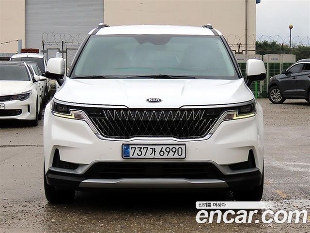 Kia Carnival Gasoline 11-Seater Prestige — пробег 391 655 км — фото 1 из 5