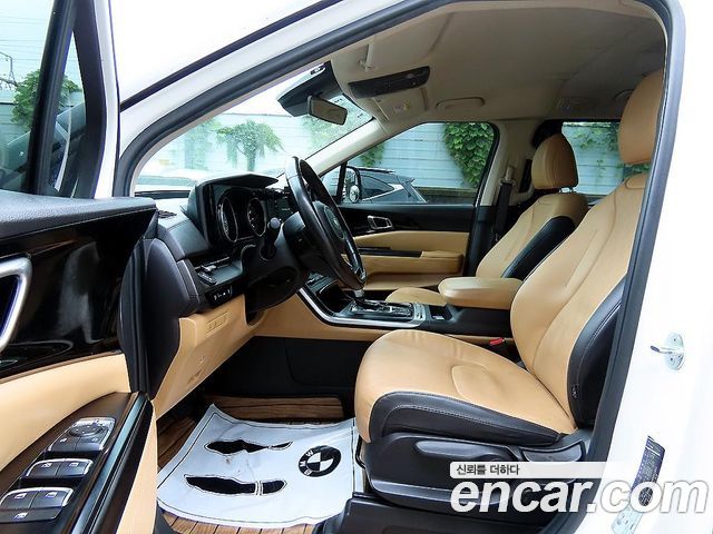 Kia Carnival Gasoline 11-Seater Prestige — пробег 391 655 км — фото 5 из 5