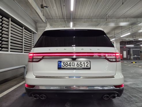 Lincoln Aviator 3.0 Reserve AWD — пробег 69 989 км — фото 4 из 5
