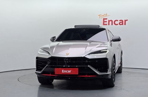 Lamborghini Urus 4.0 V8 SE — пробег 5 684 км — фото 3 из 5