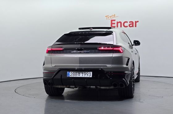 Lamborghini Urus 4.0 V8 SE — пробег 5 684 км — фото 4 из 5