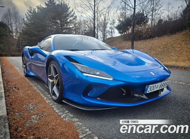 Ferrari F8 3.9 V8 — пробег 9 000 км — фото 5 из 5