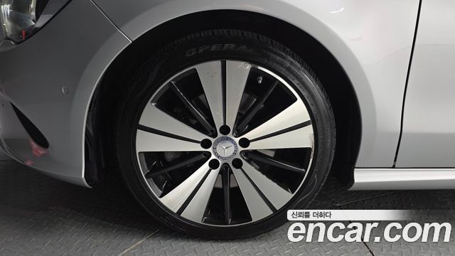 Mercedes-Benz CLA-Class из Кореи Encar