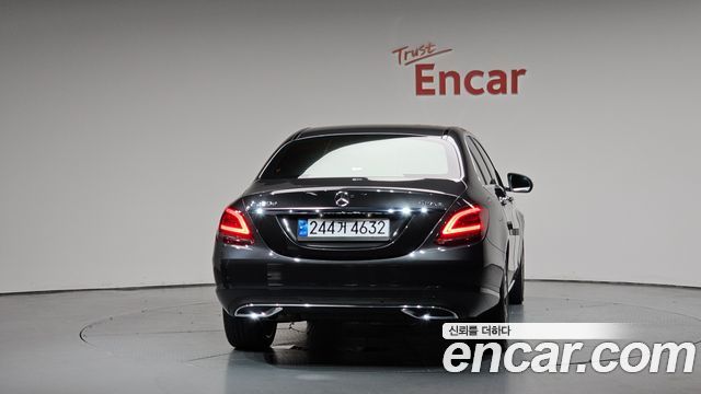 Mercedes-Benz C-Class из Кореи Encar