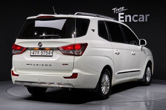 Ssangyong KORANDO 4WD TX 9-seater — пробег 88 639 км — фото 2 из 5