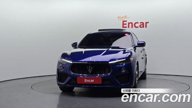 Maserati Levante 3.8 GTS AWD — пробег 77 246 км — фото 3 из 5
