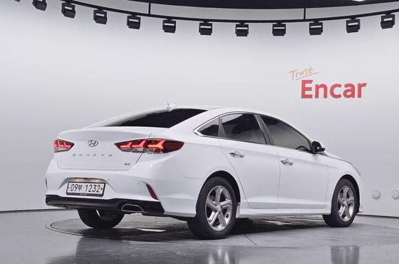 Hyundai Sonata 2.0 Smart — пробег 31 189 км — фото 2 из 5