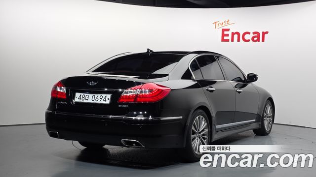 Hyundai Genesis из Кореи Encar