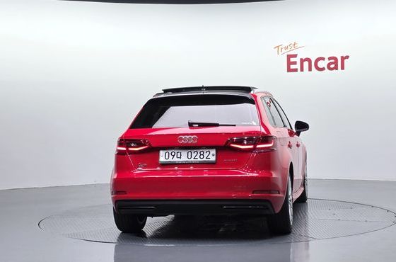 Audi A3 Spotback e-tron 8V — пробег 42 321 км — фото 4 из 5