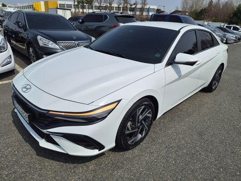 Hyundai AVANTE Inspiration — пробег 51 831 км — фото 2 из 5
