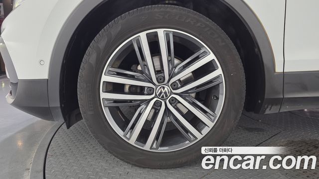 Volkswagen Tiguan из Кореи Encar