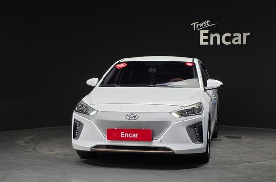 Hyundai Ioniq Q — пробег 122 488 км — фото 3 из 5