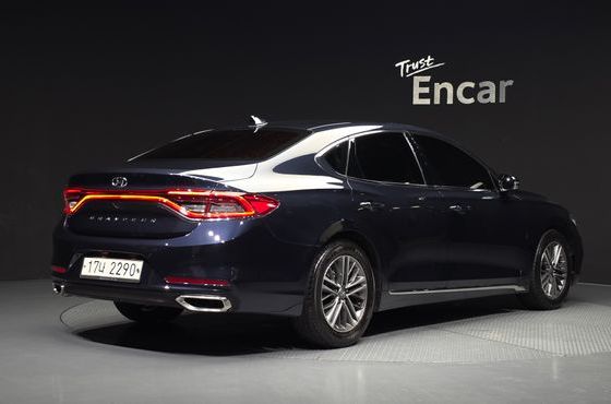 Hyundai Grandeur 2.4 Premium — пробег 57 368 км — фото 2 из 5