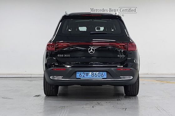 Mercedes-Benz EQB EQB300 4MATIC — пробег 434 км — фото 4 из 5