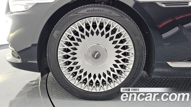 Genesis G90 из Кореи Encar