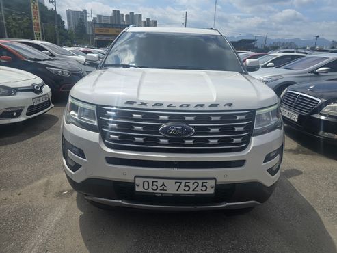 Ford Explorer 2.3 Limited 4WD 5th — пробег 102 021 км — фото 3 из 5