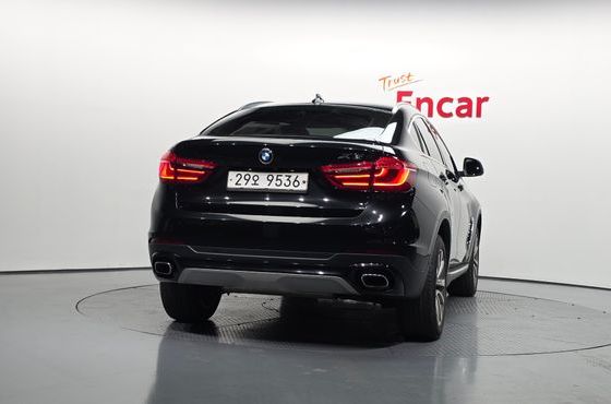 BMW X6 xDrive 30d — пробег 147 866 км — фото 4 из 5