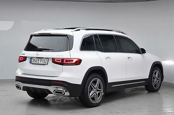 Mercedes-Benz GLB-Class GLB250 4MATIC — пробег 73 259 км — фото 3 из 5