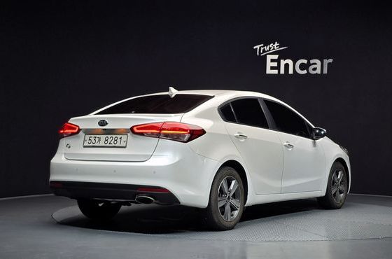 Kia K3 Trendy Style — пробег 99 721 км — фото 2 из 5