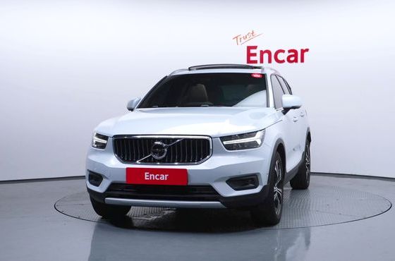 Volvo XC40 T4 Inscription — пробег 89 143 км — фото 3 из 5