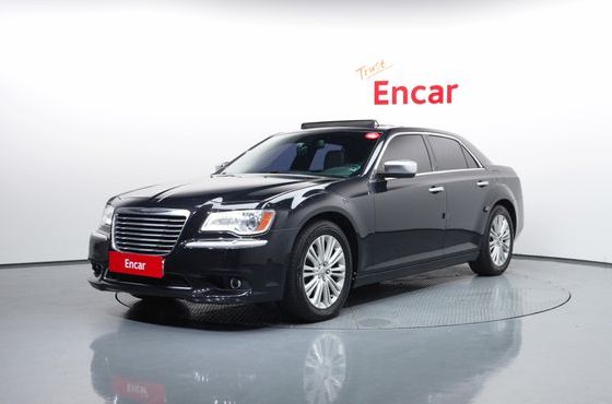 Chrysler 300C 3.6 AWD — пробег 128 564 км — фото 1 из 5