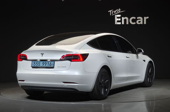 Tesla Model 3 Long Range AWD — пробег 107 436 км — фото 2 из 5