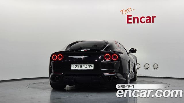 Ferrari 812 из Кореи Encar