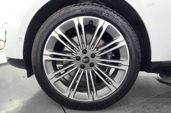 Land Rover Range Rover P530 Autobiography Long Wheel Base — пробег 12 073 км — фото 5 из 5