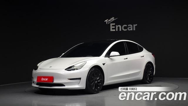 Tesla Model 3 Long Range AWD — пробег 70 395 км — фото 1 из 5